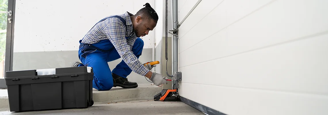 Repair Garage Door Not Closing But Light Flashing in St. Charles, IL