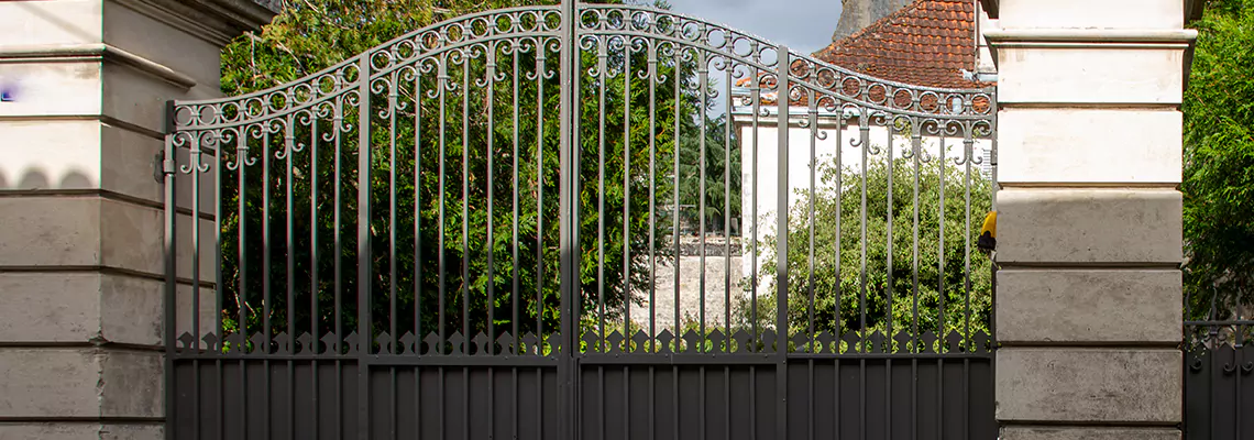 Wooden Swing Gate Repair in St. Charles, IL